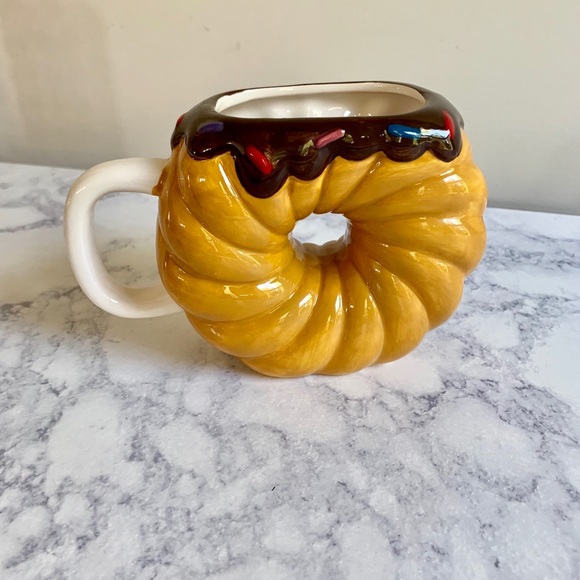 Donut Mug - Picture 2 of 3